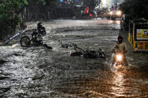 Hyderabad rain biker dies