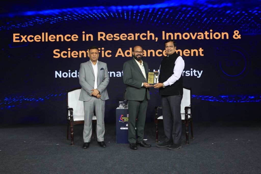 Noida International University Honoured with “Excellence in Research, Innovation and Scientific Advancement” Award